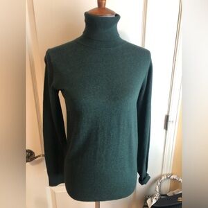 cashmere blend Green Turtleneck Sweater